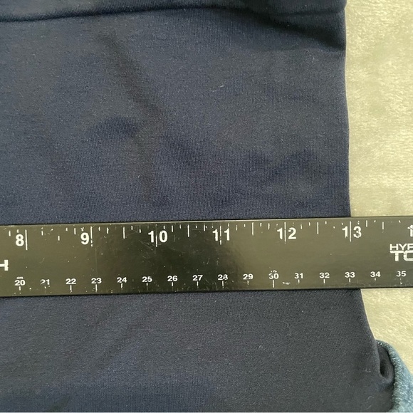 Bella Vida Maternity Embroidered Pockets and Rhinestones Capri Jeans Size XL - Picture 10 of 10